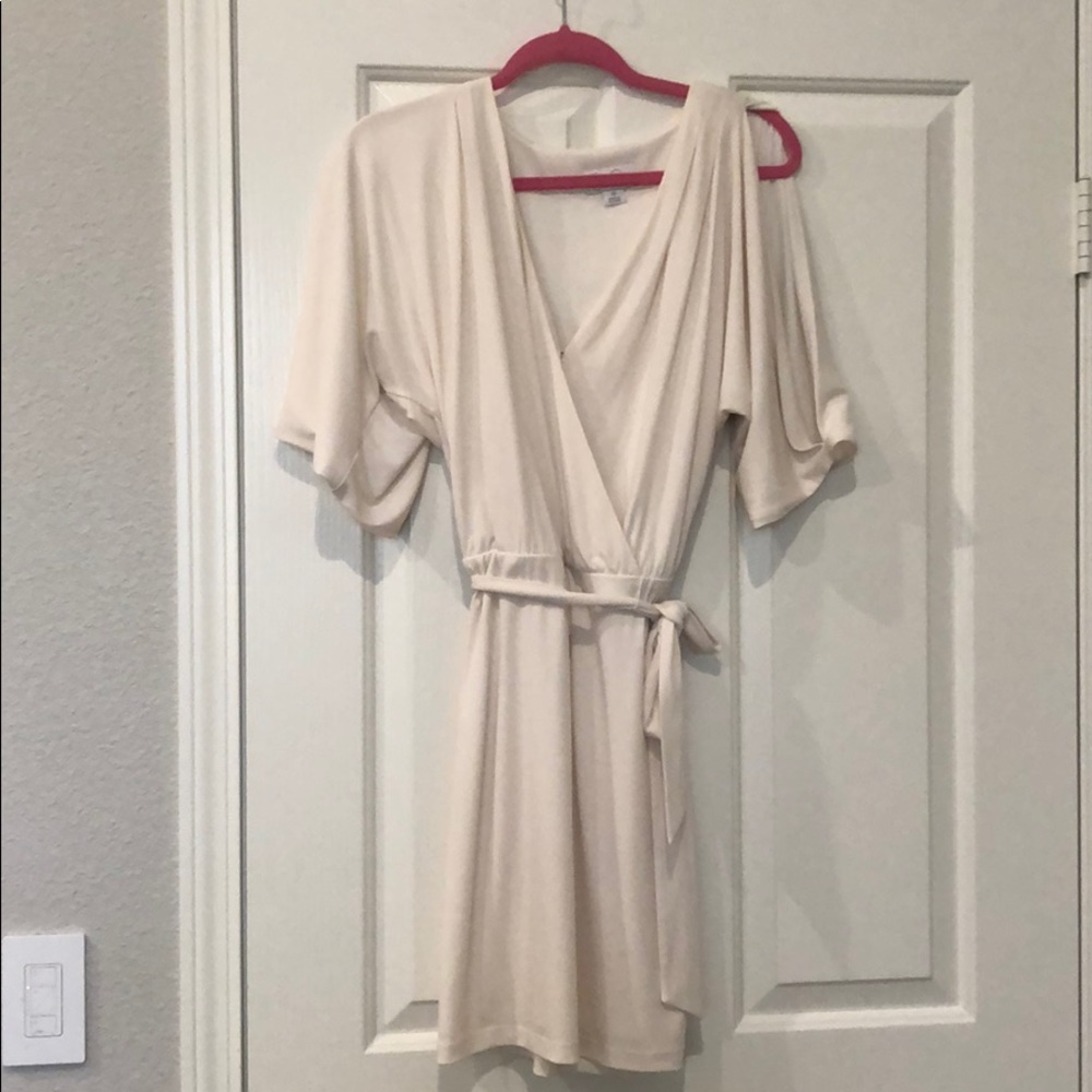 Open shoulder top